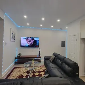 High Speed Internet - Amazing Loft In Central Montréal